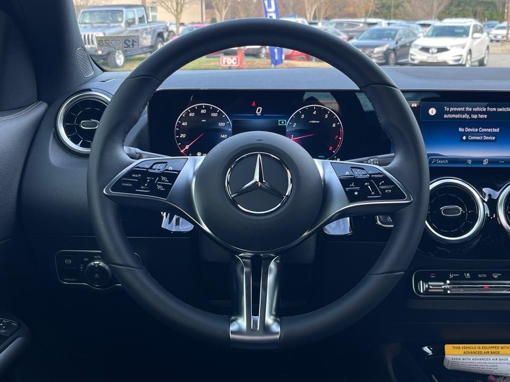 2025 Mercedes Benz GLA 250 4MATIC photo 13