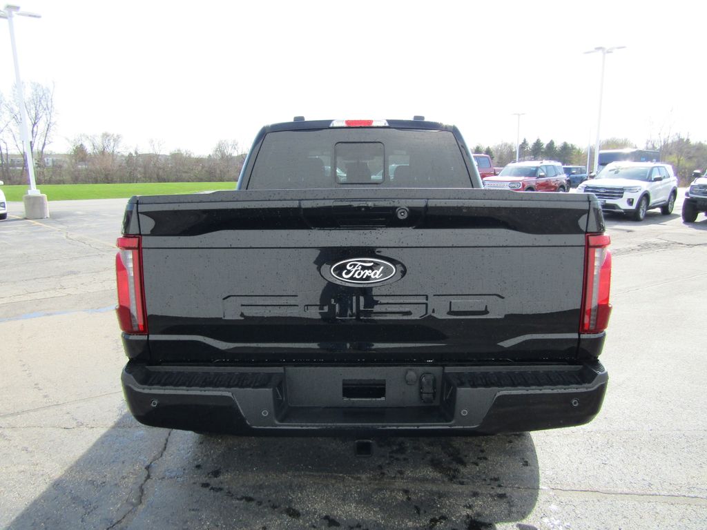 2025 Ford F-150 XLT photo 5