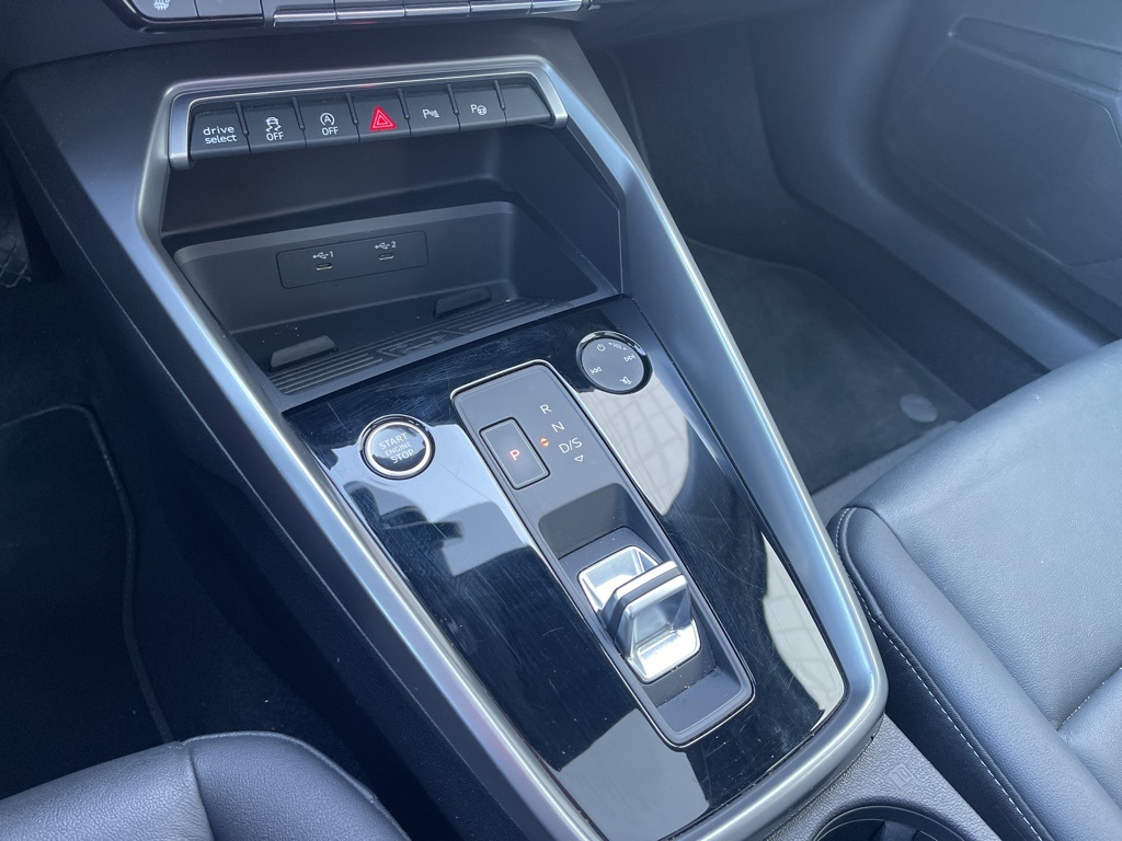 2023 Audi A3 40 Premium photo 7