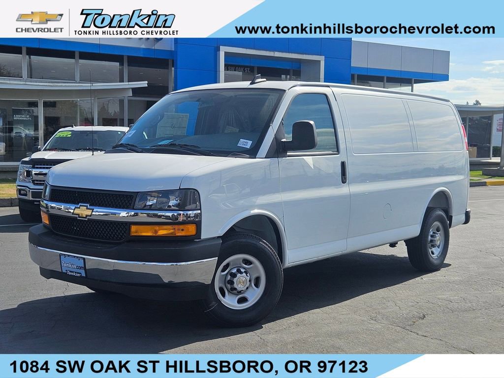 2025 Chevrolet Express Cargo Work Van's photo