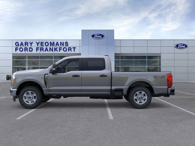 2026 Ford F-350 XLT photo 3