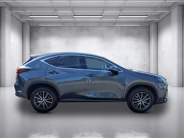 2022 Lexus NX 350 Premium photo 2