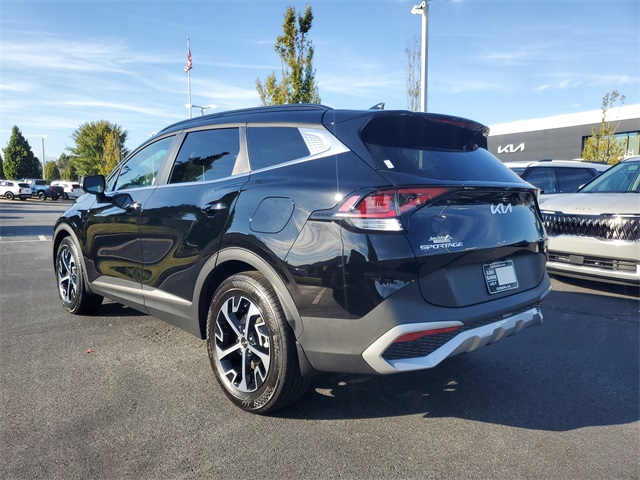 2025 Kia Sportage EX photo 3