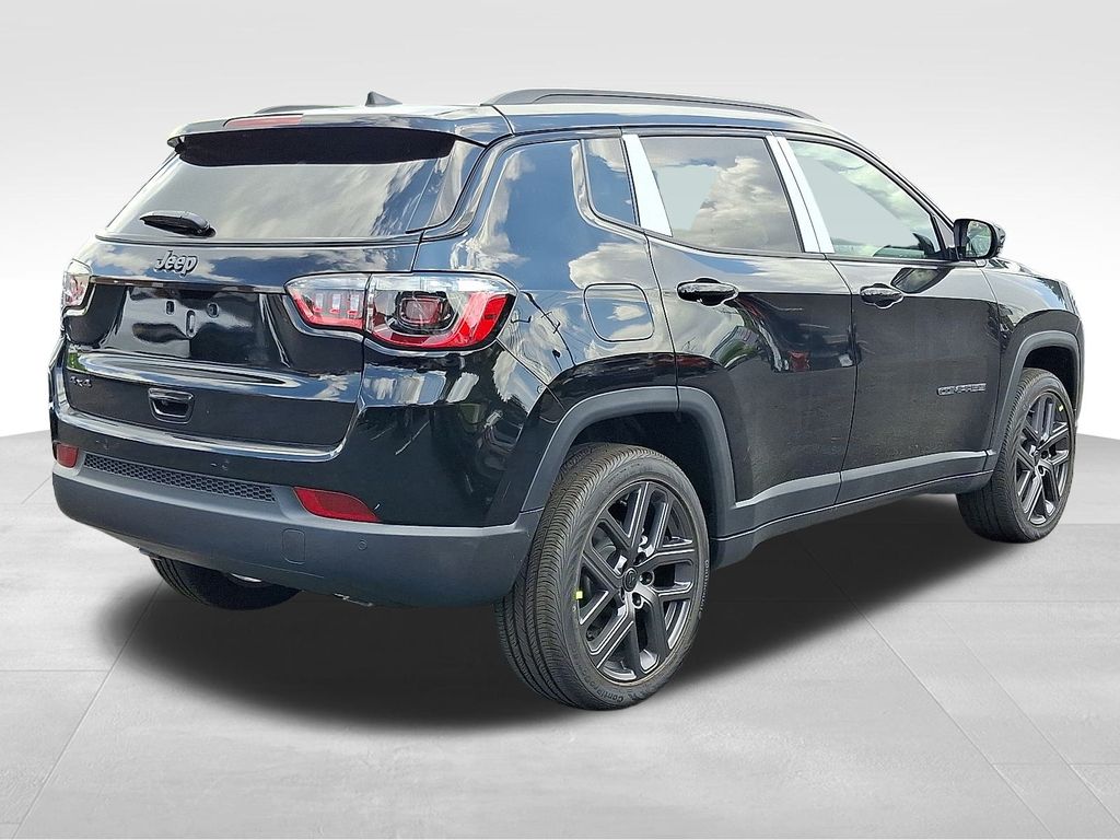 2025 Jeep Compass Limited photo 3