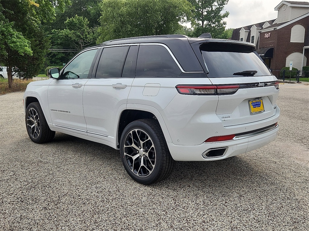 2025 Jeep Grand Cherokee Summit Reserve photo 2