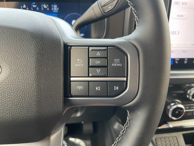 2025 Ford F-350 photo 24