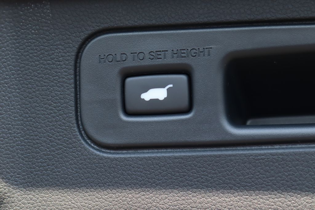 2025 Honda Pilot Touring photo 13