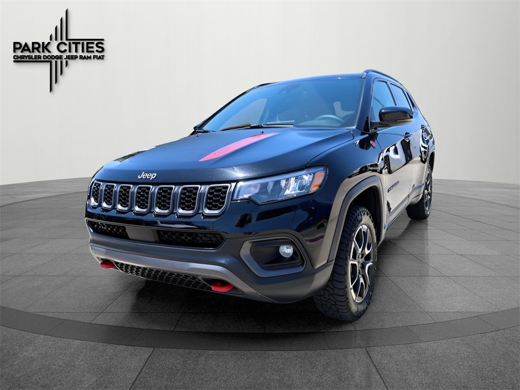 2024 Jeep Compass Trailhawk photo 6