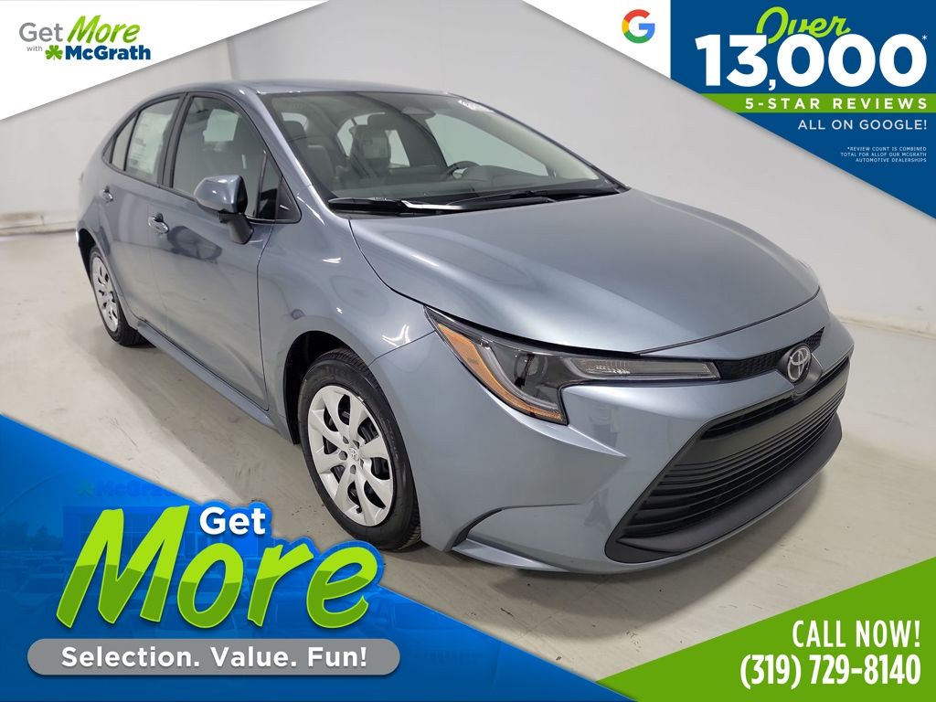 2025 Toyota Corolla LE's photo