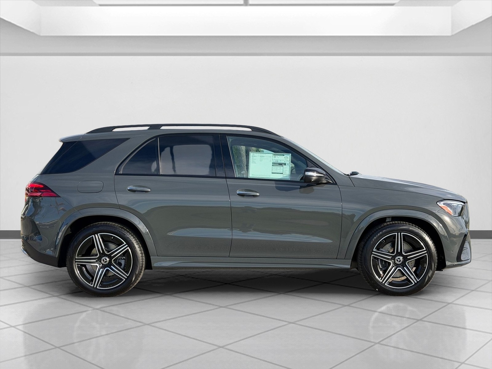 2026 Mercedes Benz GLE 350 4MATIC photo 2