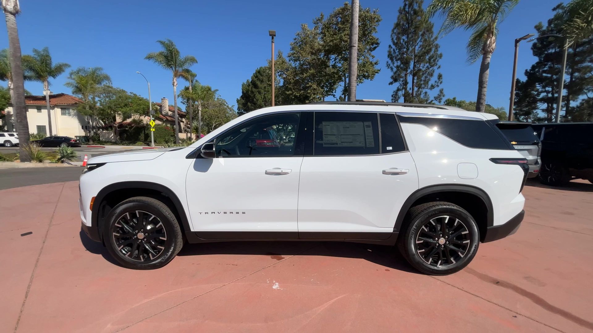 2026 Chevrolet Traverse photo 4