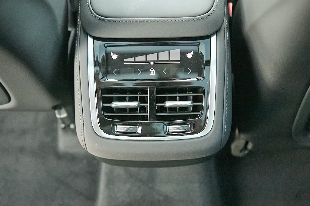 2026 VOLVO XC90 - Image 22