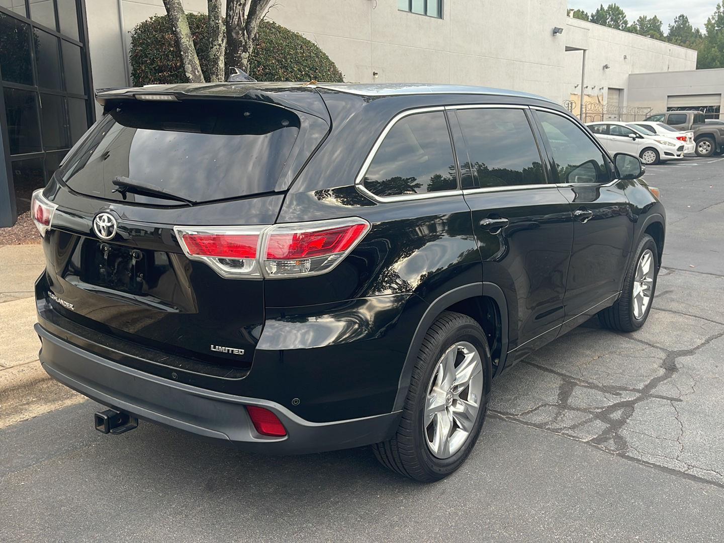2015 Toyota Highlander Limited photo 4