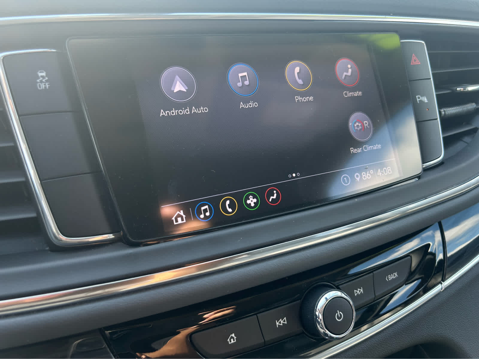 2020 Buick Enclave Essence photo 16