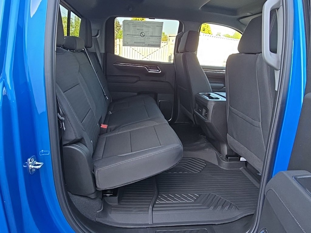 2025 Chevrolet Silverado 1500 RST photo 27