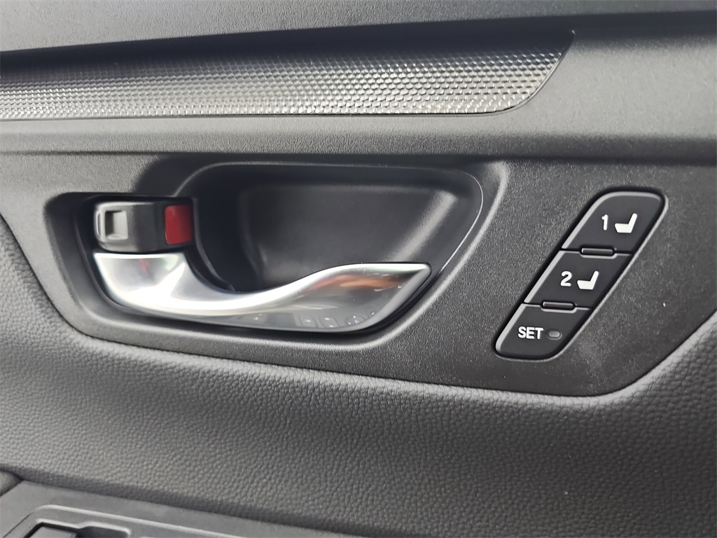 2026 Honda CR-V Hybrid Sport-L photo 32