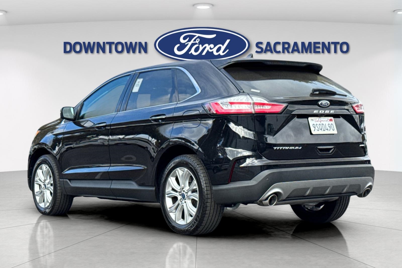 2022 Ford Edge Titanium photo 6