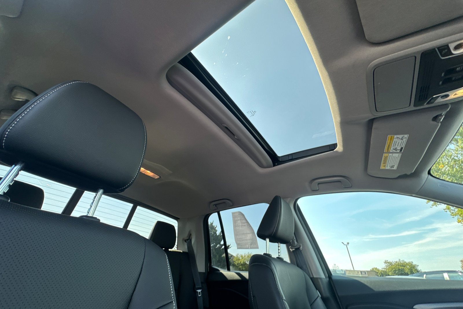 2023 Honda Ridgeline RTL photo 17