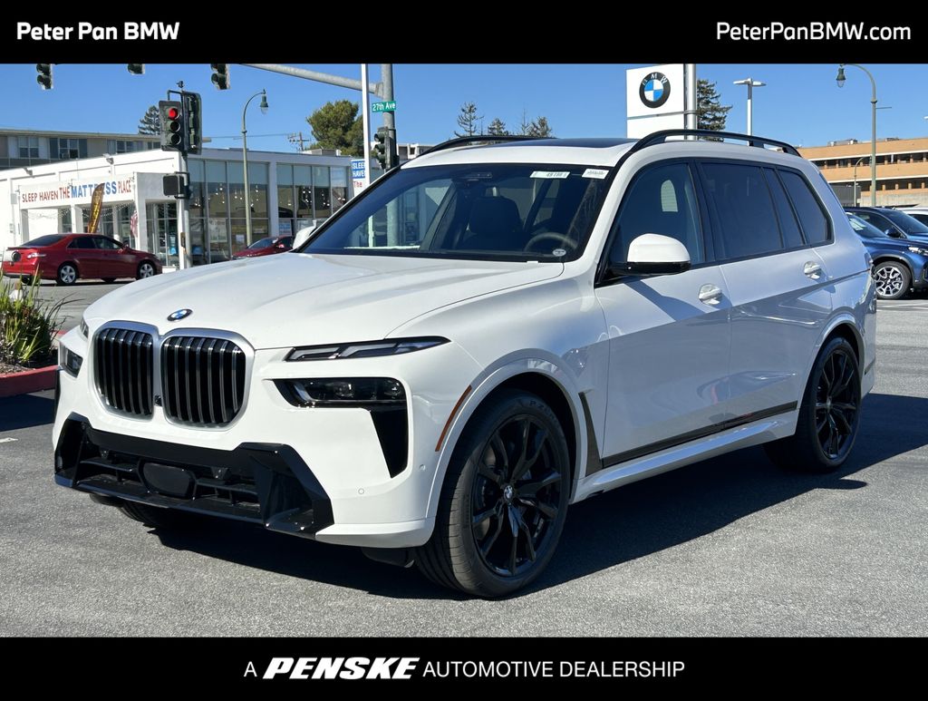 2026 BMW X7 40i's photo