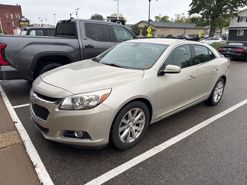 2015 Chevrolet Malibu LTZ photo 4