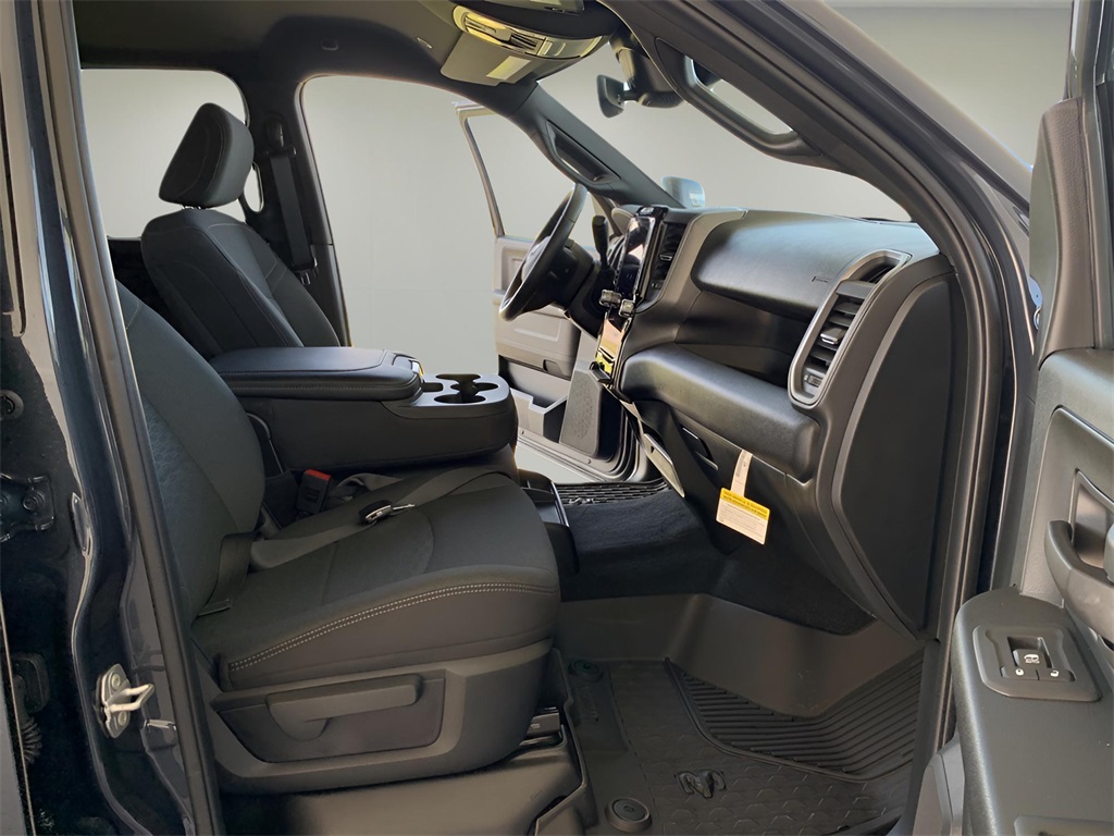 2026 Ram 2500 Tradesman photo 35