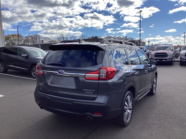 2019 Subaru Ascent Touring photo 3