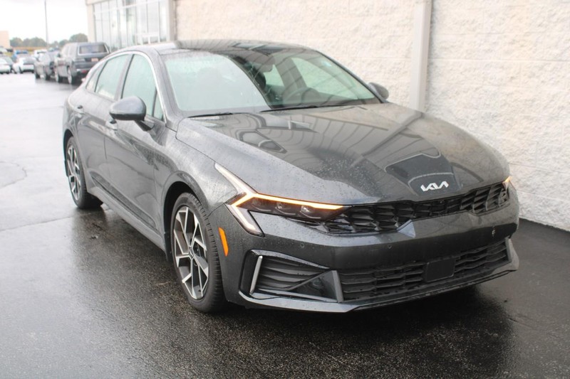 2025 Kia K5 EX photo 2