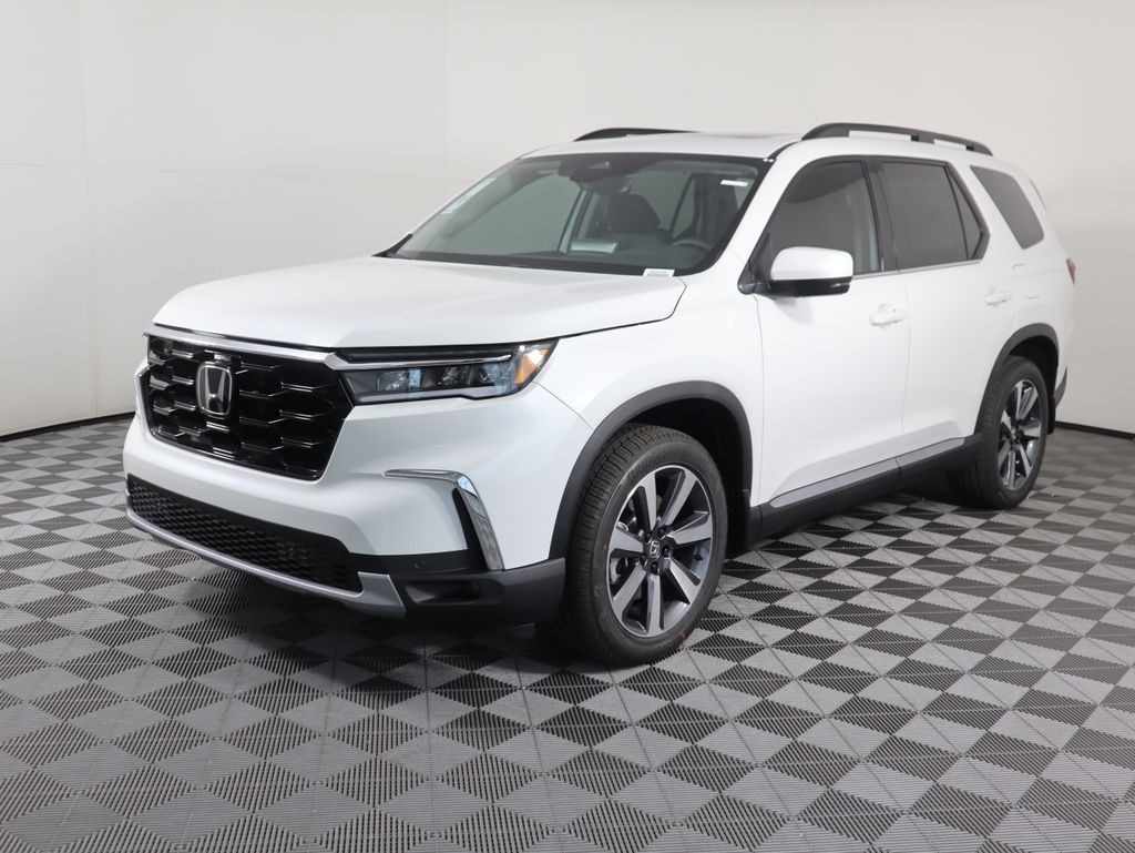 2025 Honda Pilot Touring's photo