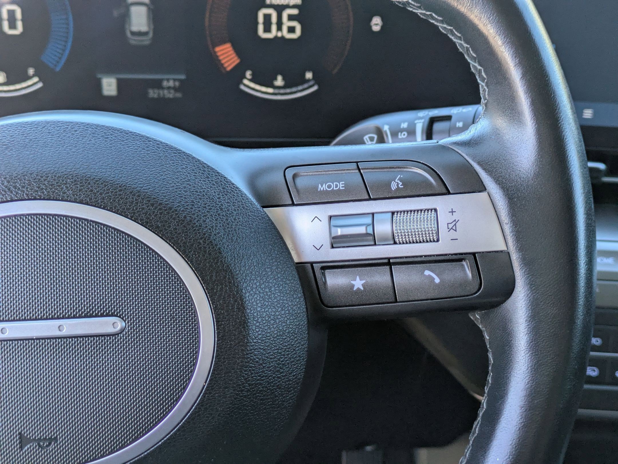 2024 Hyundai Kona SEL photo 15
