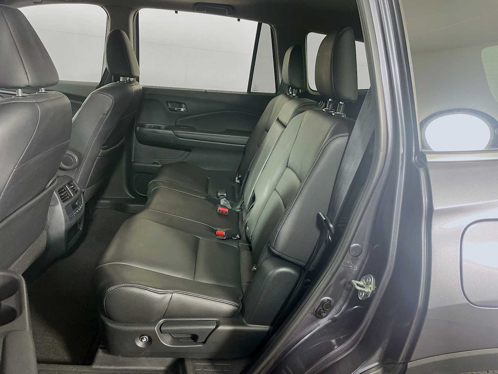 2021 Honda Pilot Special Edition photo 21