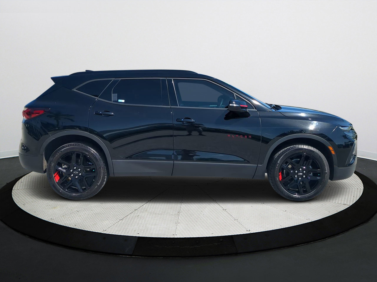 2022 Chevrolet Blazer 2LT photo 3