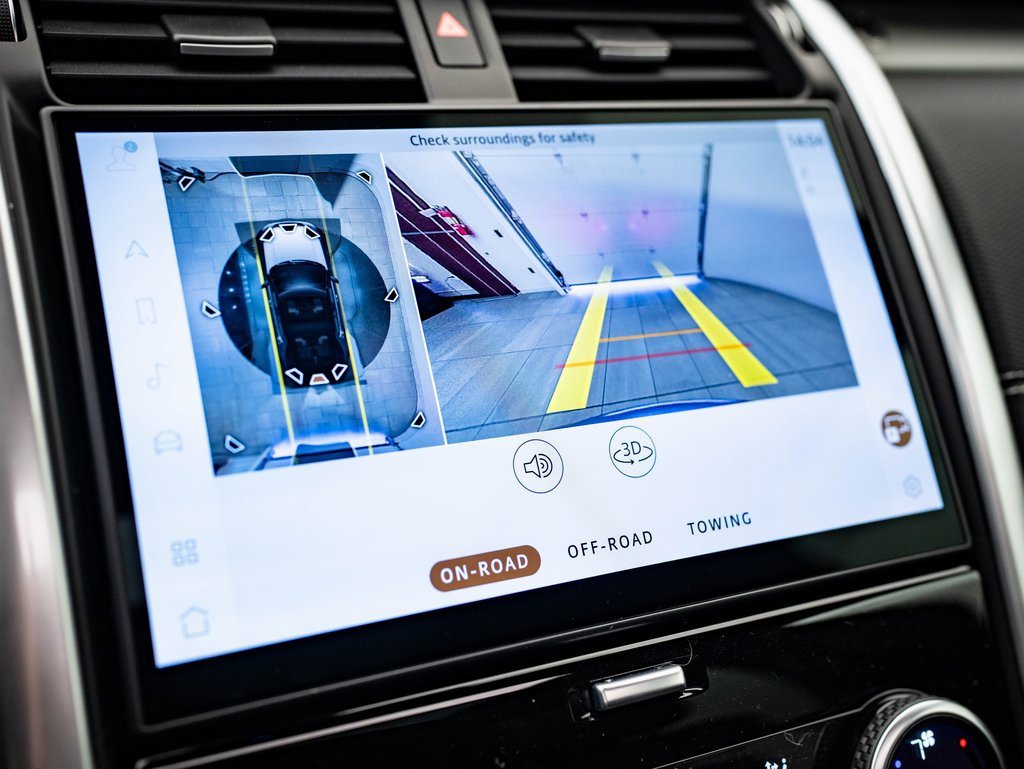 2025 Land Rover Discovery SE photo 24