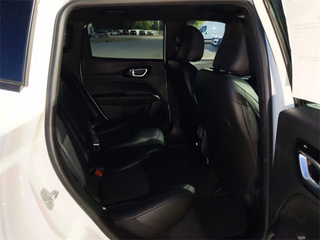 2026 Jeep Compass Latitude photo 24