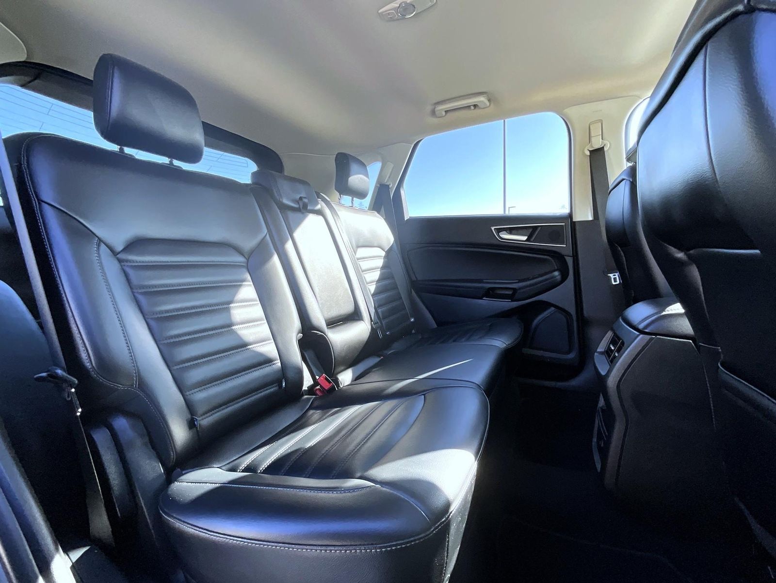 2024 Ford Edge SEL photo 20