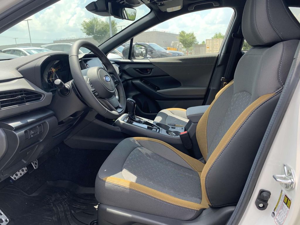 2025 Subaru Crosstrek Sport photo 3