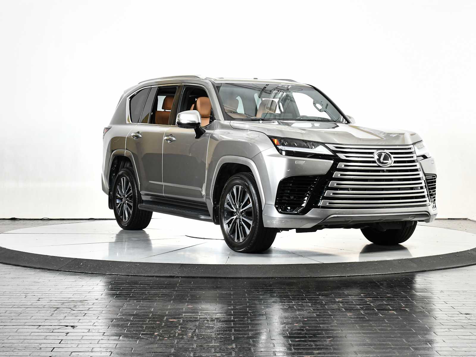 2023 Lexus LX 600 Premium photo 6