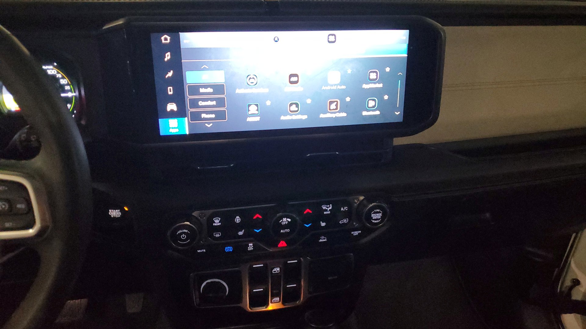 2024 Jeep Wrangler Sahara 4xe photo 22