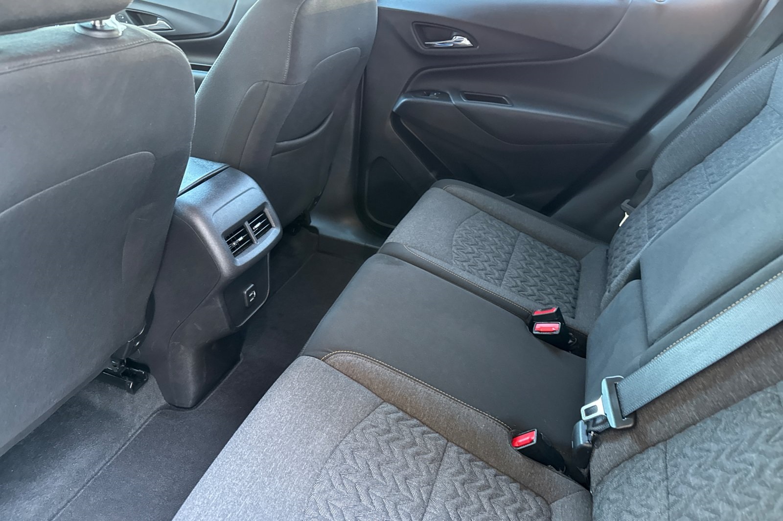 2024 Chevrolet Equinox LT photo 11