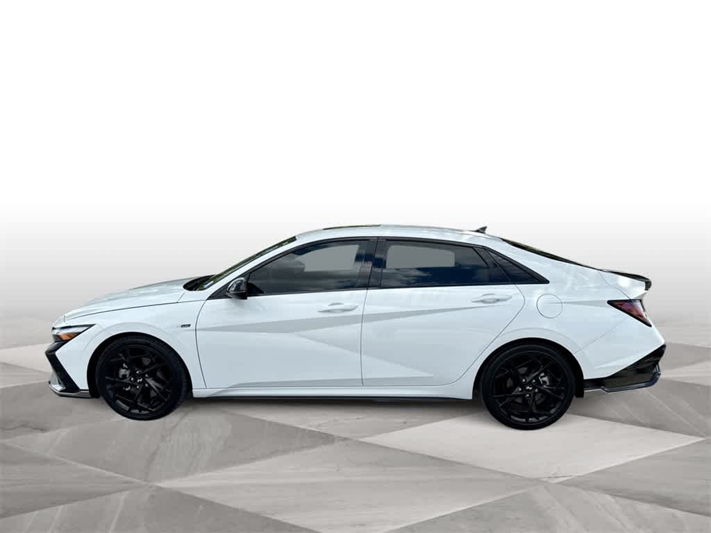 2024 Hyundai Elantra N Line photo 5