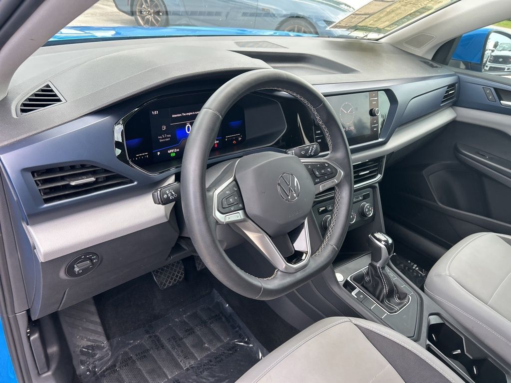 2022 Volkswagen Taos SE photo 14