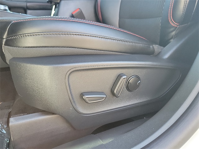 2025 Ford Escape ST-Line photo 20