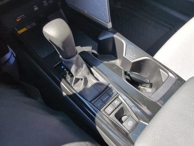 2025 Toyota Camry LE photo 27