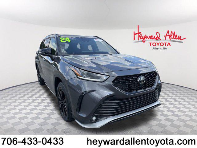 2024 Toyota Highlander XSE's photo