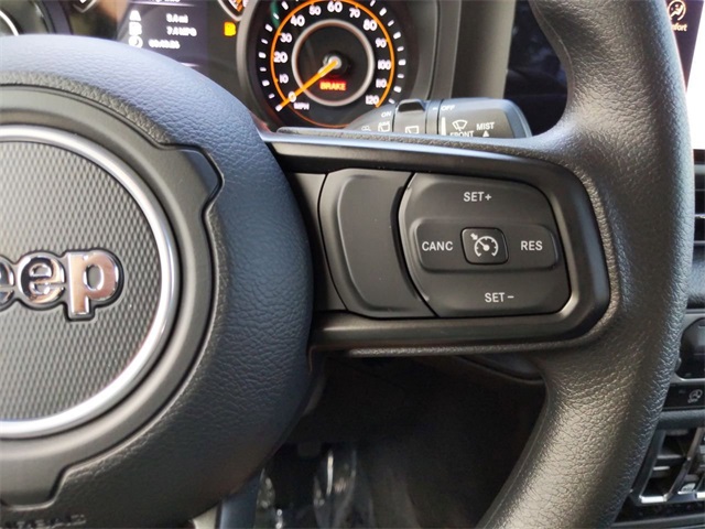 2025 Jeep Wrangler Sport photo 21