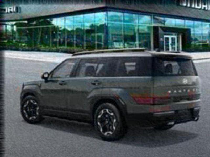 2025 Hyundai Santa Fe SEL photo 3