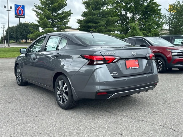 2025 Nissan Versa 1.6 S photo 6