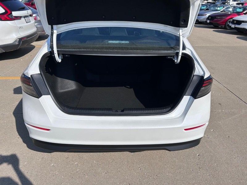 2025 Honda Accord SE photo 4
