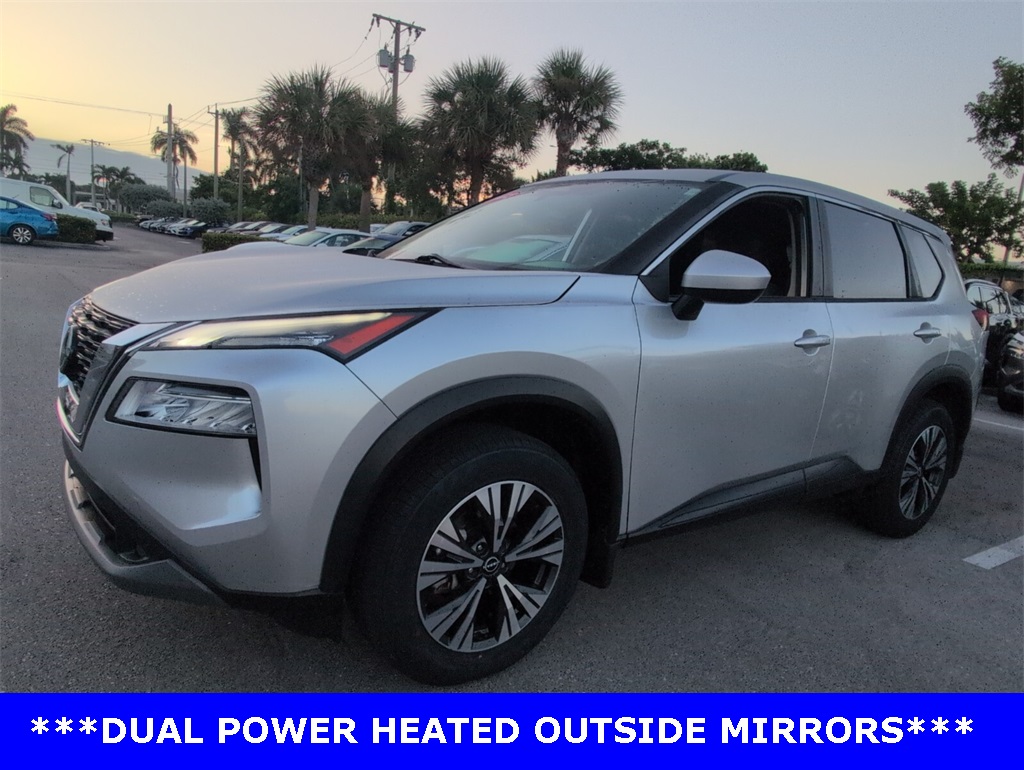 2023 Nissan Rogue SV photo 4