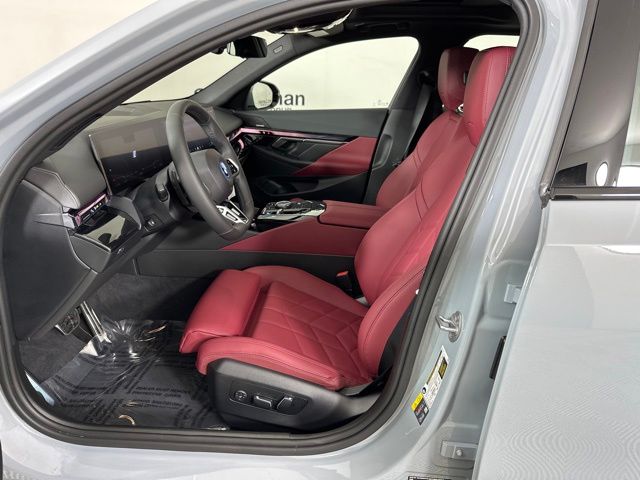 Used 2024 Gray BMW eDrive40 image 3