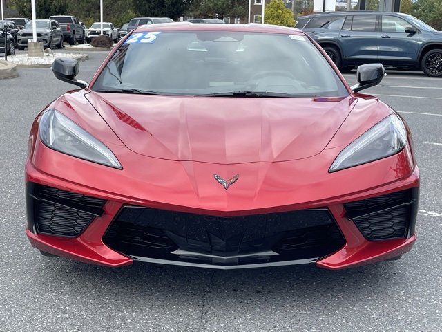 2025 Chevrolet Corvette Stingray 1LT photo 2